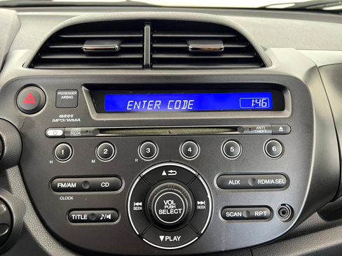Used 2013 Honda Fit Sport image 18