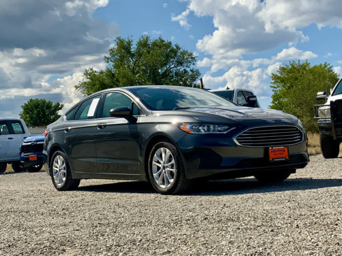 Used 2019 Ford Fusion SE image 9