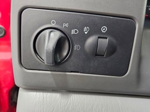 Used 2003 Ford F250 XLT image 18