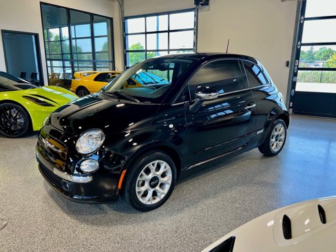 Used 2017 FIAT 500 Lounge image 1
