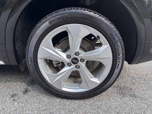 Certified 2025 Audi Q5 2.0T Premium Plus image 22