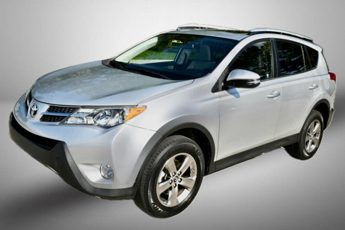 Used 2015 Toyota RAV4 XLE image 2