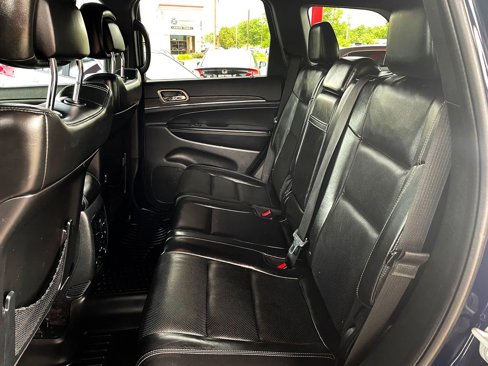 Used 2016 Jeep Grand Cherokee Limited w/ Luxury Group II image 10
