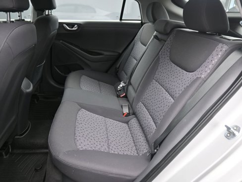 Used 2019 Hyundai Ioniq SEL image 11