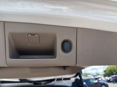 Used 2019 GMC Yukon XL SLT w/ Open Road Package image 16