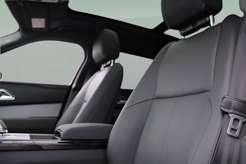 Certified 2025 Land Rover Range Rover Velar S image 33