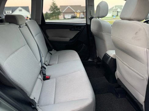 Used 2014 Subaru Forester 2.5i Premium w/ All-Weather Package image 14