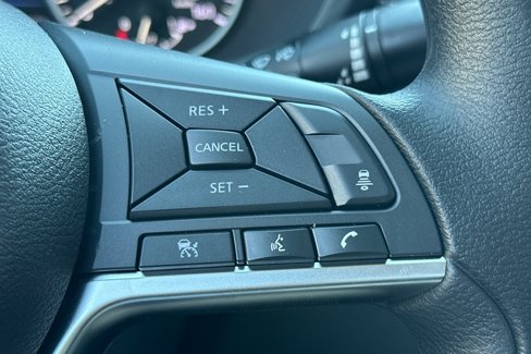 New 2025 Nissan Sentra SV w/ Trunk Package image 27