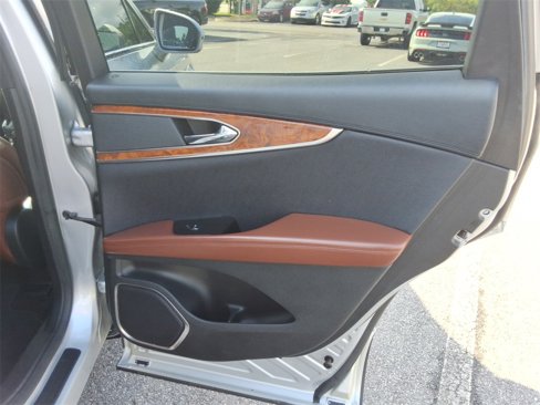 Used 2016 Lincoln MKX Reserve w/ Technology Package image 25