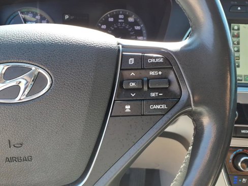 Used 2016 Hyundai Sonata Limited w/ Option Group 02 image 29