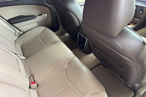 Used 2013 Chrysler 300 C Luxury Series w/ Beats Audio Group image 21