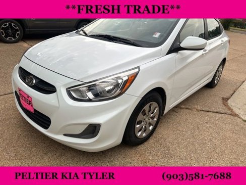 Used 2016 Hyundai Accent SE image 3