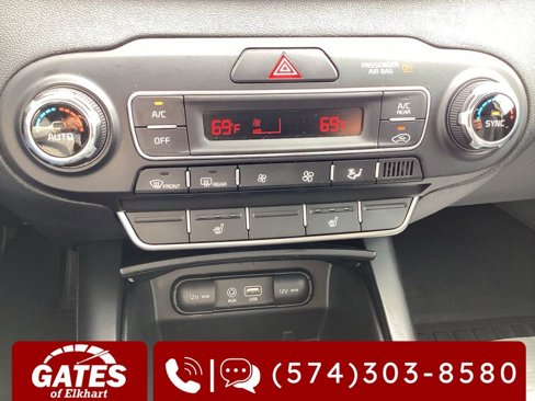 Used 2020 Kia Sorento S image 21