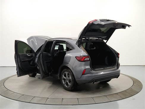 Used 2023 Ford Escape ST-Line image 14