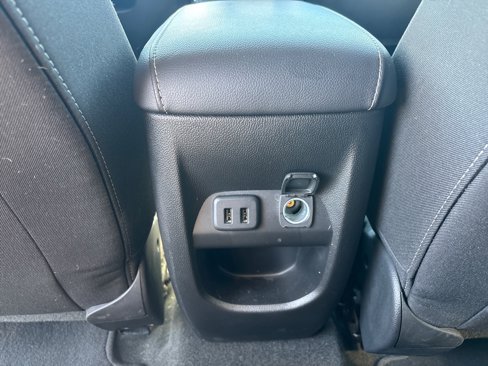 Used 2018 GMC Canyon SLE w/ SLE Convenience Package image 31