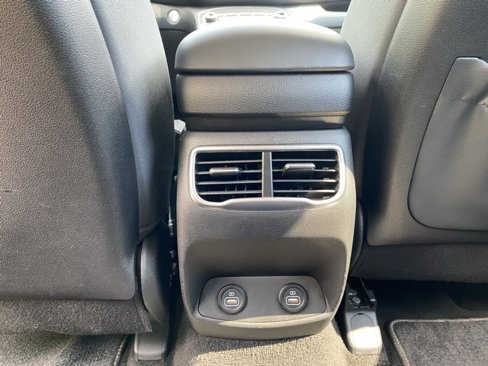 Used 2021 Hyundai Santa Fe SEL image 26