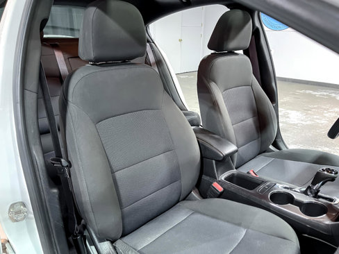 Used 2017 Chevrolet Cruze LT w/ Sun And Sound Package image 17