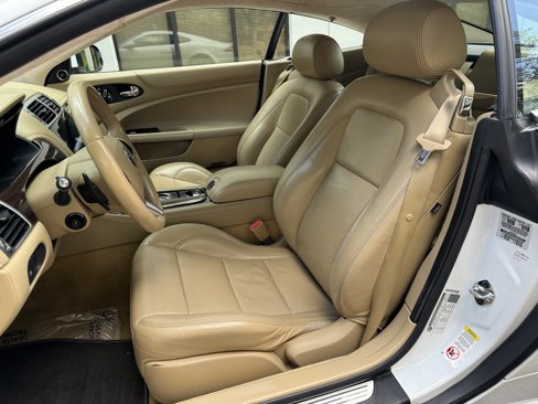 Used 2014 Jaguar XK Coupe image 21