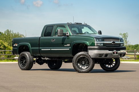 Used 2004 Chevrolet Silverado 2500 LT w/ Snow Plow Prep Package image 3