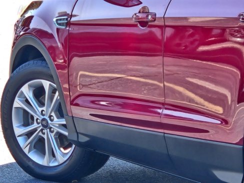 Used 2018 Ford Escape SE image 14
