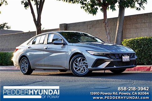 Certified 2024 Hyundai Elantra SEL image 1