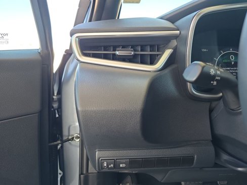 Used 2024 Toyota Corolla XSE image 18