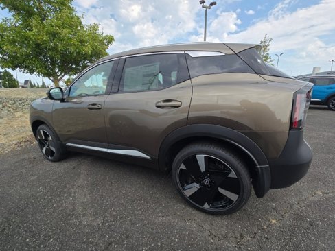 New 2025 Nissan Kicks SR w/ SR Premium Package image 7