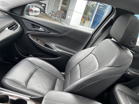 Used 2024 Chevrolet Malibu LT image 19