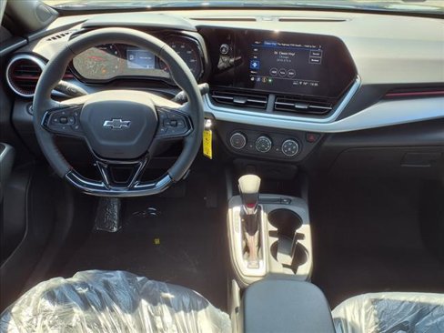 New 2025 Chevrolet Trax RS w/ Sunroof Package image 8