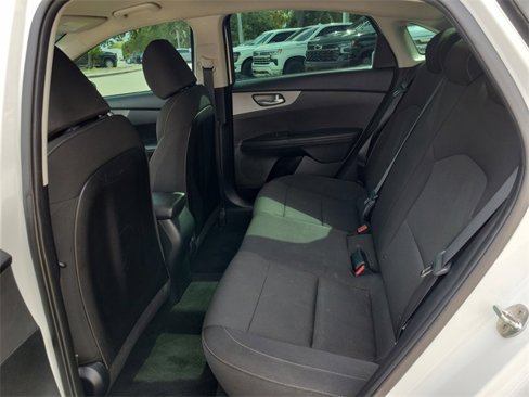 Used 2019 Kia Forte LXS image 9