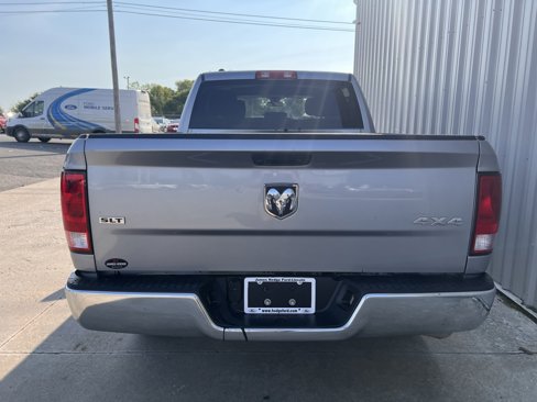 Used 2021 RAM 1500 Classic SLT image 10