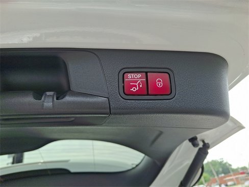 Used 2022 Mercedes-Benz GLB 250 4MATIC image 29