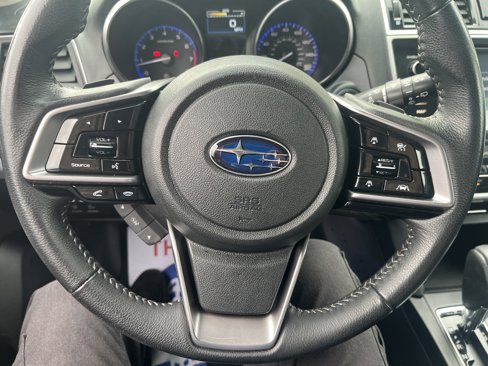 Used 2018 Subaru Outback 3.6R Limited image 29