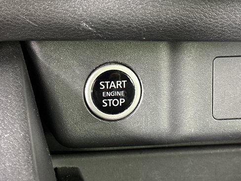Used 2023 Nissan Rogue SV image 24