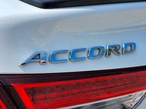 Certified 2021 Honda Accord Sport image 11