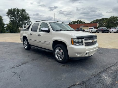 Used 2009 Chevrolet Avalanche LTZ image 8