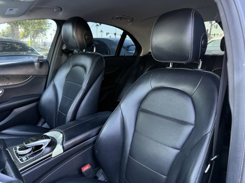 Used 2015 Mercedes-Benz C 300 4MATIC Sedan image 8
