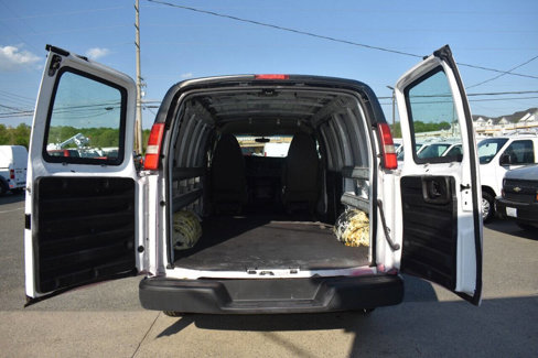 Used 2012 Chevrolet Express 1500 image 25
