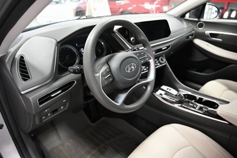Used 2023 Hyundai Sonata SEL w/ Preferred Accessory Package image 24