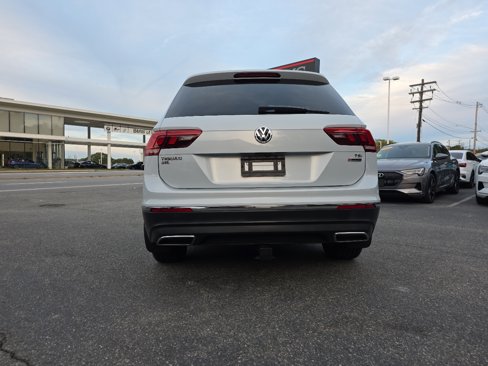 Used 2018 Volkswagen Tiguan SEL image 10