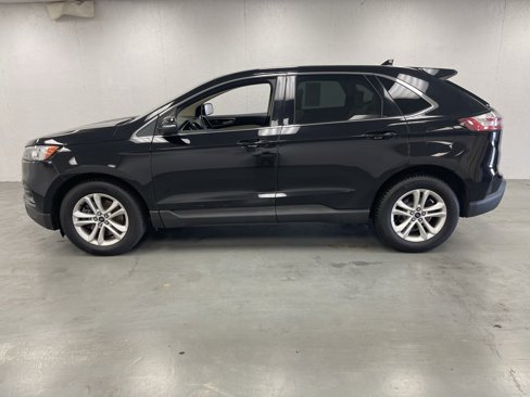 Used 2019 Ford Edge SEL w/ Equipment Group 201A image 2