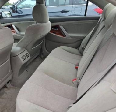Used 2010 Toyota Camry XLE image 10