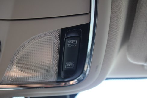 Used 2016 Jeep Cherokee Trailhawk w/ Comfort/Convenience Group image 30