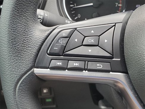 Certified 2020 Nissan Rogue S image 20