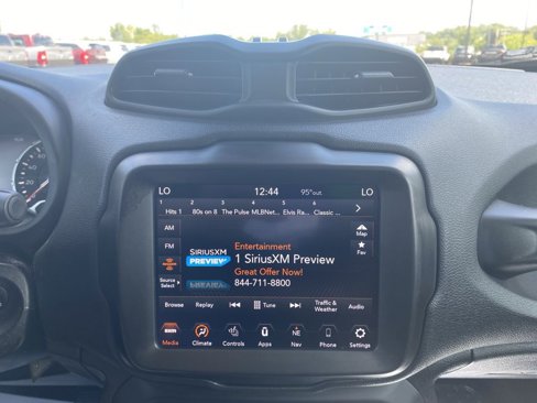 Used 2022 Jeep Renegade Latitude w/ Convenience Group image 27