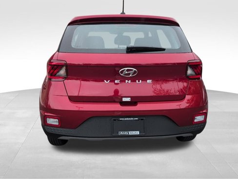 New 2025 Hyundai Venue SE image 6
