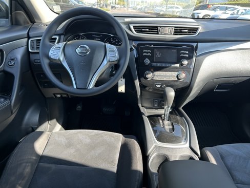 Used 2016 Nissan Rogue S w/ Appearance Package image 22