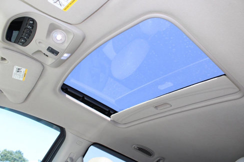 Used 2008 Chrysler Aspen Limited image 16