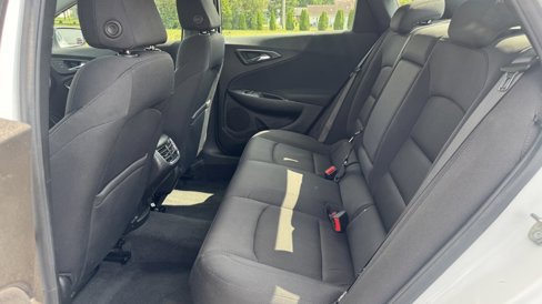 Used 2022 Chevrolet Malibu LT image 15
