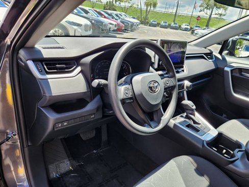 Used 2023 Toyota RAV4 XLE image 23